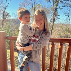 Meet your Posher, Dayna